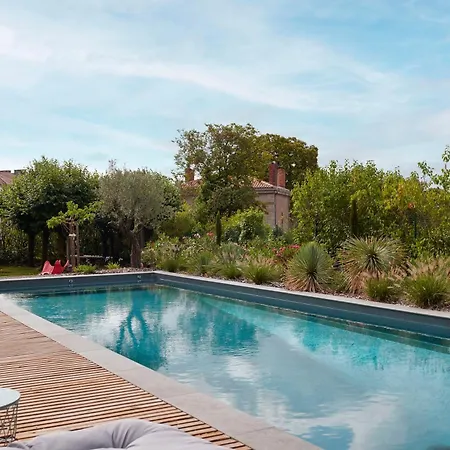 فيلة Po'strophe - Batiment Classe Avec Piscine كليسون