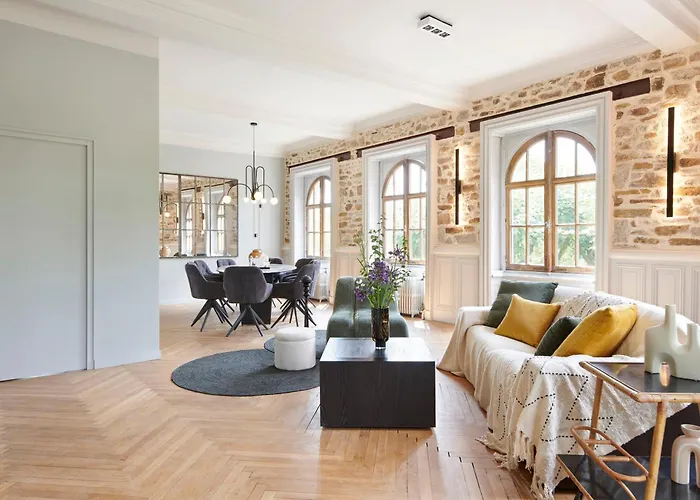 Po'strophe - Bâtiment Classé Avec Piscine