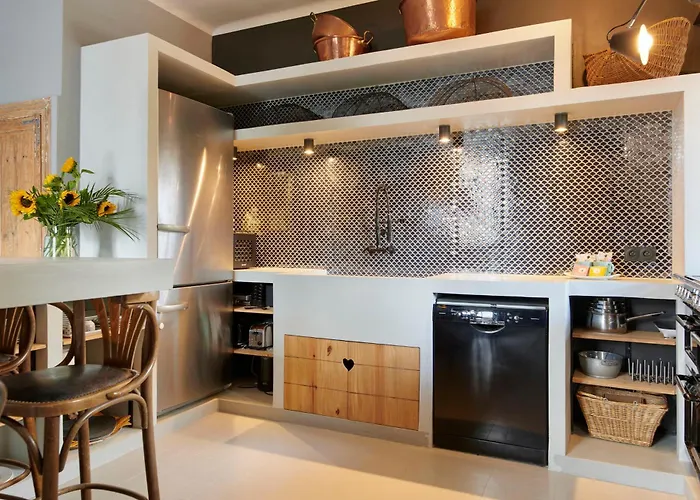 Po'strophe - Bâtiment Classé Avec Piscine Clisson