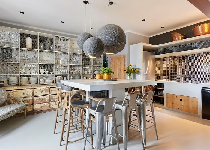 Po'strophe - Bâtiment Classé Avec Piscine Clisson